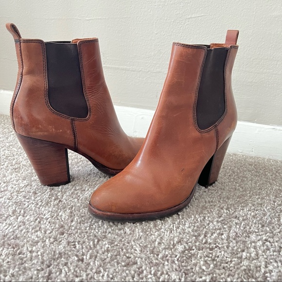 Frye Shoes - Frye Chelsea Tate Boot, Brown 7.5